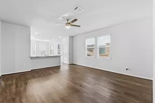 8415 Baywatch Cir, Baytown, TX 77523 - Photo 17