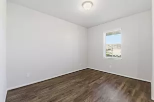 8415 Baywatch Cir, Baytown, TX 77523 - Photo 9