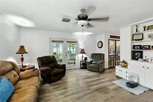 1566 S Robb St, Trinity, TX 75862 - Photo 7