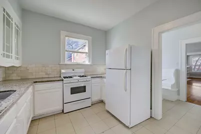 1649 W Main Street #3, Houston, TX 77006 - Photo 11