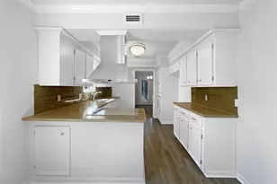 11307 Wickersham Ln, Houston, TX 77077 - Photo 11