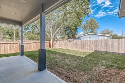 4633 Larkspur Street, Houston, TX 77051 - Photo 19