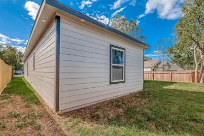 4633 Larkspur Street, Houston, TX 77051 - Photo 23