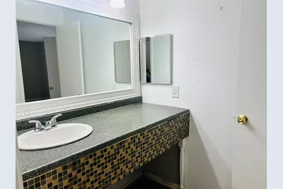 2800 Jeanetta Street #1702, Houston, TX 77063 - Photo 9