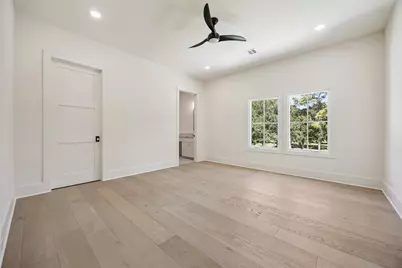 539 W 34th Street, Houston, TX 77018 - Photo 19