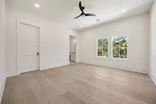 539 W 34th St, Houston, TX 77018 - Photo 19