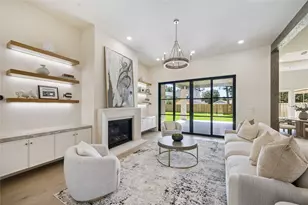 539 W 34th St, Houston, TX 77018 - Photo 3