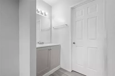 8703 Victorian Village Drive #8703, Houston, TX 77071 - Photo 17