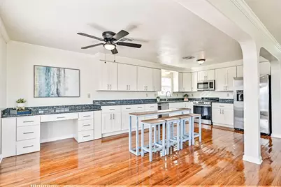 1029 62nd St Street, Galveston, TX 77551 - Photo 5
