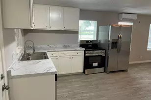 4743 6th St, Bacliff, TX 77518 - Photo 7