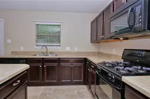 2923 Mustang Meadow Ln, Manvel, TX 77578 - Photo 11