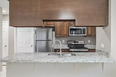 78 W White Willow Circle, The Woodlands, TX 77381 - Photo 7