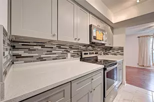 8101 Amelia Rd, Houston, TX 77055 - Photo 17