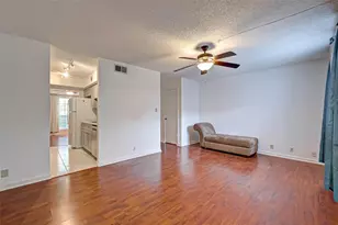 8101 Amelia Rd, Houston, TX 77055 - Photo 11