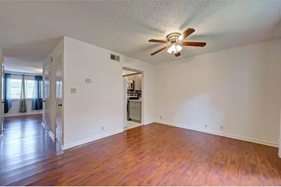8101 Amelia Road #206, Houston, TX 77055 - Photo 7