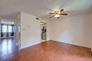 8101 Amelia Rd, Houston, TX 77055 - Photo 7