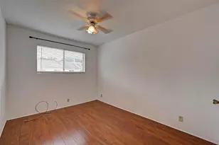 8101 Amelia Rd, Houston, TX 77055 - Photo 21
