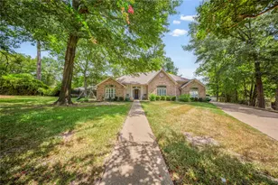 18 Red Oak Ln, Lufkin, TX 75904 - Photo 3