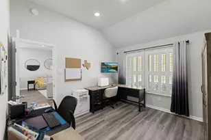 229 N Lynx Trail, Montgomery, TX 77316 - Photo 17