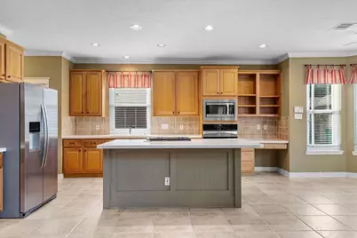 9406 Laurel Wind Court, Houston, TX 77040 - Photo 5