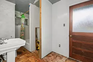 10518 Ocean Dr, Beach City, TX 77523 - Photo 23