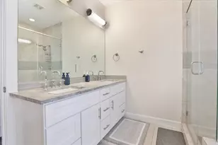 845 Fisher St, Houston, TX 77018 - Photo 17
