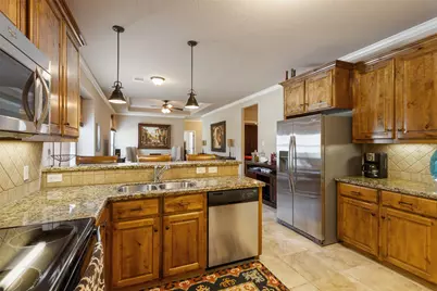 3813 Silverthorne Lane, College Station, TX 77845 - Photo 9