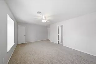 727 Bunker Hill Rd, Houston, TX 77024 - Photo 17
