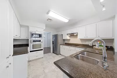 727 Bunker Hill Road #7, Houston, TX 77024 - Photo 11