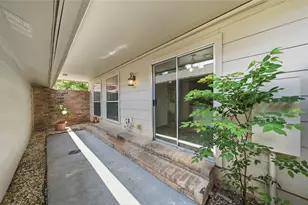 727 Bunker Hill Rd, Houston, TX 77024 - Photo 31