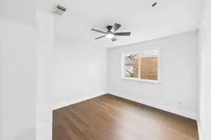 8918 Bold Forest Dr, Houston, TX 77088 - Photo 11