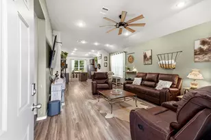 123 Town and Country Rd, Huntsville, TX 77320 - Photo 3