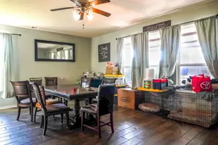 8207 Redbud Point Ln, Houston, TX 77049 - Photo 5