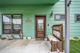 308 Lakeshore S, Onalaska, TX 77360 - Photo 5