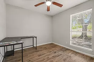 1911 Bogatto St, La Marque, TX 77568 - Photo 15
