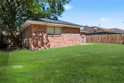 1911 Bogatto Street, La Marque, TX 77568 - Photo 21