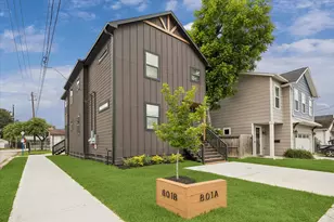 801 E 32nd 1/2 St, Houston, TX 77022 - Photo 3