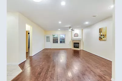 7923 Ashford Trace Drive, Houston, TX 77072 - Photo 5