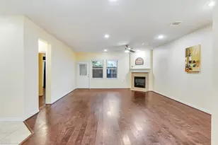 7923 Ashford Trace Dr, Houston, TX 77072 - Photo 5