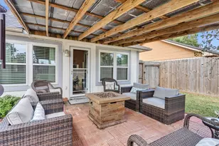 628 Meadowbriar St, League City, TX 77573 - Photo 35