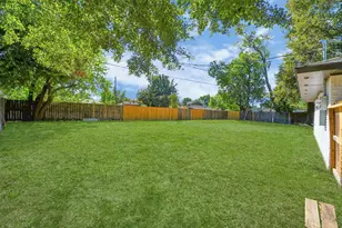 8706 Meadowview Dr, Houston, TX 77037 - Photo 43