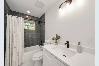 8706 Meadowview Drive, Houston, TX 77037 - Photo 29