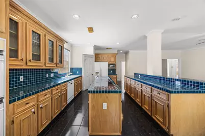 17210 Silverthorne Lane, Spring, TX 77379 - Photo 23