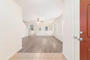 21311 Shadow River Ln, Spring, TX 77379 - Photo 9