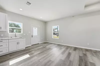 2230 Cable Avenue, Beaumont, TX 77703 - Photo 7