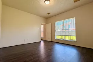 13423 Agarita Ln, Houston, TX 77083 - Photo 17