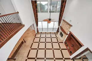 1807 Ravenel Ln, Sugar Land, TX 77479 - Photo 7