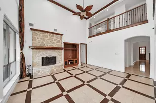 1807 Ravenel Ln, Sugar Land, TX 77479 - Photo 25