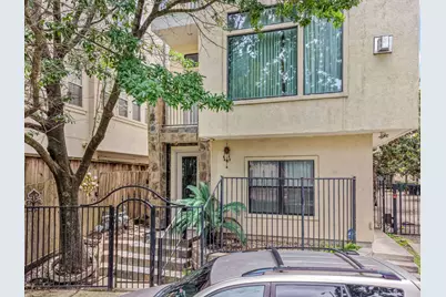 1914 Woodbury Street, Houston, TX 77030 - Photo 1
