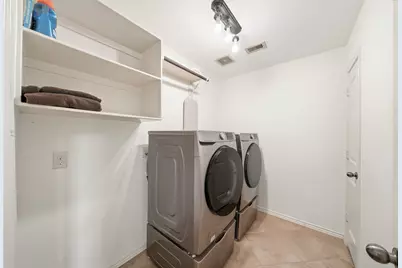 6923 Long Bay Lane, Missouri City, TX 77459 - Photo 13